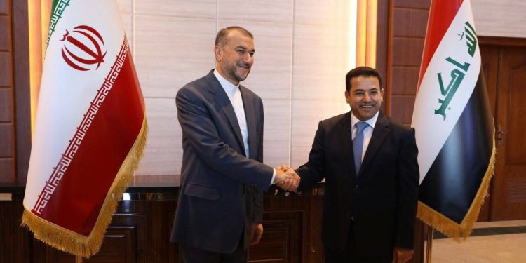 امیرعبداللهیان خبر داد: شمخانی برای امضای سند همکاری امنیتی به عراق سفر می‌کند