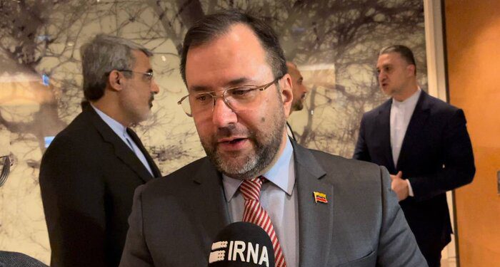 وزیر خارجه ونزوئلا: همکاری عالی با ایران در زمینه تجارت داریم