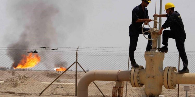 وزیر نفت عراق : عملیات بهره برداری از میدان گازی عکاز آغاز شد