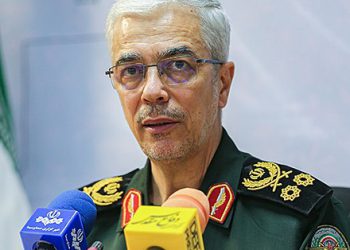 برنامه فضایی نیروهای مسلح با سرعت ادامه دارد روایت سرلشکر باقری از خلع سلاح گروه‌های تروریستی مستقر در اقلیم کردستان