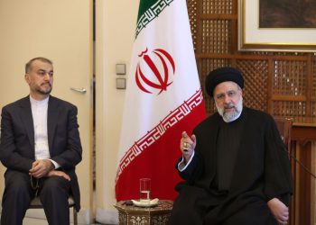 آیت الله رئیسی در جمع فعالان اقتصادی سوریه و ایران؛ این سفر نقطه عطف روابط ایران و سوریه است/ شرایط جدیدی رقم خواهد خورد