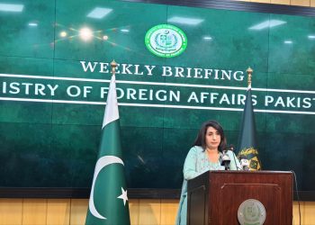 پاکستان حادثه تروریستی سراوان را محکوم و متعهد به همکاری با ایران شد