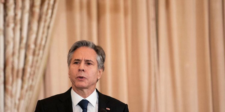 بلینکن: از توافق بین ایران و عربستان سعودی استقبال میکنیم