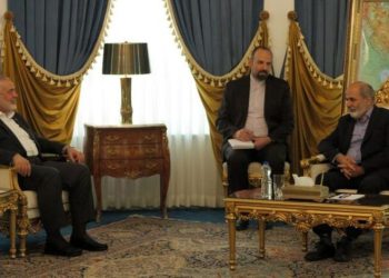 احمدیان در دیدار هنیه: کارآمدترین راهبرد برای پایان دادن به بیش از ۷۵ سال اشغال فلسطین، مقاومت است