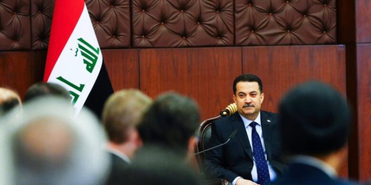 نخست وزیر عراق: نمی توانیم به نفت وابسته بمانیم