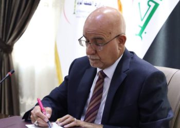 توضیحات وزیر بهداشت عراق درباره تأمین سلامت زائران اربعین و راه‌اندازی دانشگاه ایرانی در کربلا