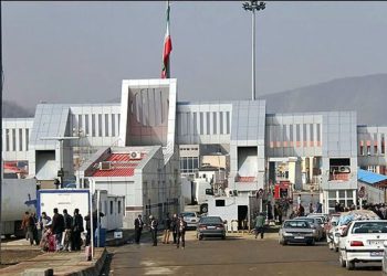 صادرات بیش از ۲۱۸ میلیون دلار کالا از گمرکات کردستان