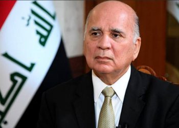 رایزنی منطقە ای «فواد حسین» برای برگزاری نشست اضطراری درباره اهانت به قرآن