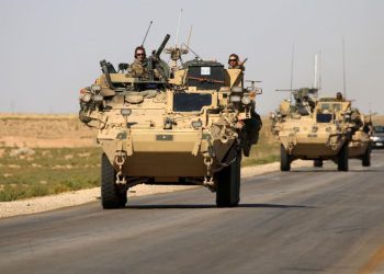 ورود کاروان هایی حامل تجهیزات نظامی آمریکا از عراق به سوریه