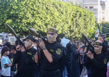 رژه نیروهای سرایا القدس در غزه / جهاد ما علیه اشغالگران ادامه خواهد داشت