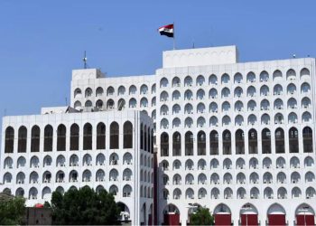 عراق حمله تروریستی به حرم شاهچراغ (ع) را محکوم کرد