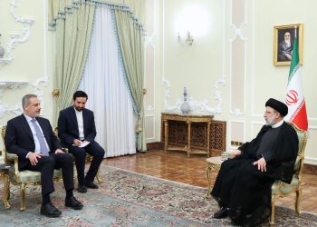 در دیدار وزیر خارجه ترکیه؛ رئیسی: موثرترین راهکار مقابله با تروریسم احترام به حاکمیت ملی کشورهای منطقه است