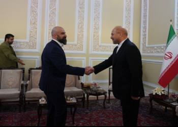 در دیدار  رهبر اتحادیە میهنی با رئیس مجلس ایران؛ تاکید بر گسترش روابط تجاری، حفظ امنیت و هماهنگی و همکاری‌های فرهنگی/  یکیتی با ارادە ای قوی و مستقل بە سیاست متوازن و حکیمانە مام جلال ادامە خواهد داد