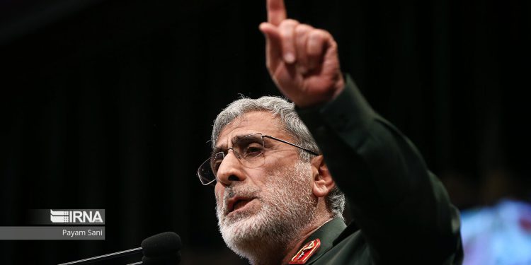 سردار قاآنی خبر داد: اجلاس بینالمللی با حضور اهل سنت در جوار حرم امام حسین(ع) برگزار میشود