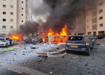 حمله هوایی اسرائیل به غزه و فراخوانی نیروهای ذخیره/حماس امروز را «روز انقلاب» نامید