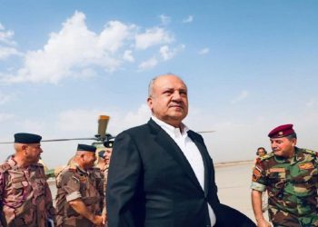 بازدید غیر منتظره وزیر دفاع عراق از پایگاه آمریکایی «عین الاسد»