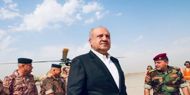 بازدید غیر منتظره وزیر دفاع عراق از پایگاه آمریکایی «عین الاسد»