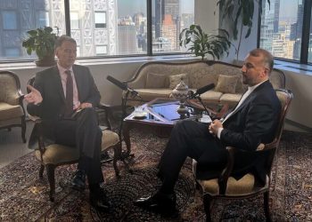 در گفتگو با رادیو ملی آمریکا امیرعبداللهیان: منطقه به بشکه باروت تبدیل شده است/طرح سلطان عمان هنوز روی میز است