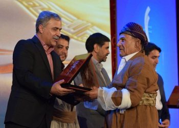 جبلی در اختتامیه نخستین جشنواره موسیقی اقوام: کردستان میزبان ۱۸ قوم ایرانی و از چهار گوشه ایران؛ مایه تقدیر و تحسین همه است/ جشنواره موسیقی اقوام مصداق رویکردهویت‌محوری رسانه ملی است