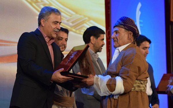 جبلی در اختتامیه نخستین جشنواره موسیقی اقوام: کردستان میزبان ۱۸ قوم ایرانی و از چهار گوشه ایران؛ مایه تقدیر و تحسین همه است/ جشنواره موسیقی اقوام مصداق رویکردهویت‌محوری رسانه ملی است