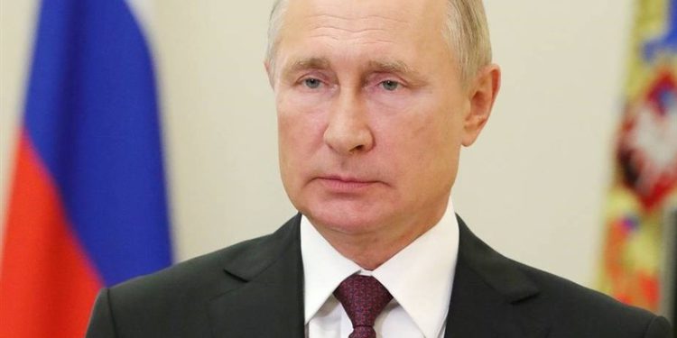 پوتین: الگوی جهانی سازی بر اساس منافع غرب در یک بحران عمیق قرار گرفته است