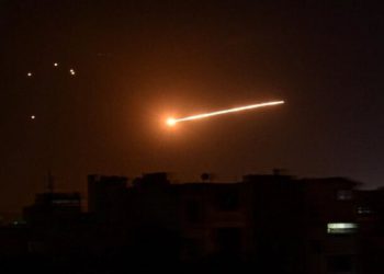 واکنش پدافند هوایی سوریه به اهداف مهاجم در اطراف دمشق