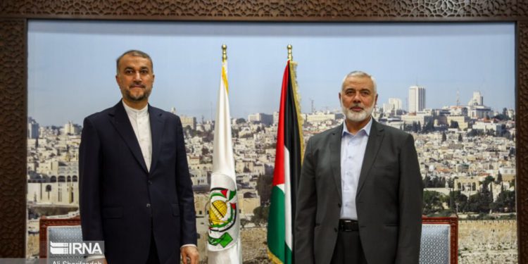 دیدار اسماعیل هنیه و امیرعبداللهیان پس از اعلام توافق آتش‌بس در غزه