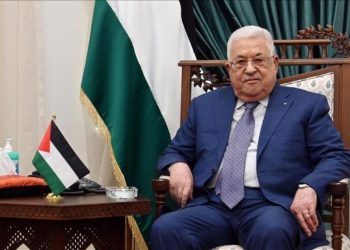 محمود عباس خطاب به مکرون: غزه بخش جدایی ناپذیر فلسطین است