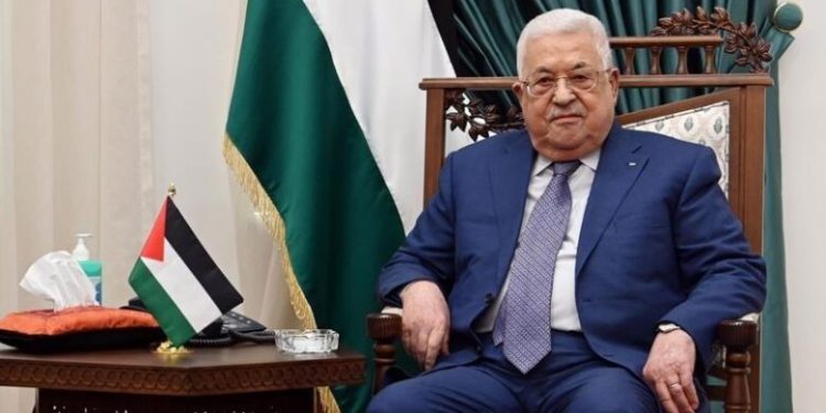 محمود عباس خطاب به مکرون: غزه بخش جدایی ناپذیر فلسطین است