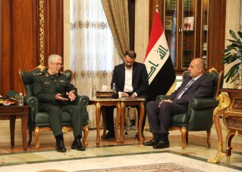 دیدار رئیس ستاد کل نیروهای مسلح ایران و وزیر دفاع عراق