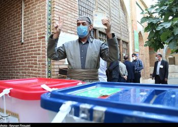 تنور گرم انتخابات در استان‌ها/  نتایح بررسی صلاحیت‌ داوطلبان انتخابات دوازدهمین دوره مجلس شورای اسلامی