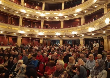 کنسرت موسیقی ایرانی در صربستان به مناسبت سالگرد پیروزی انقلاب اسلامی