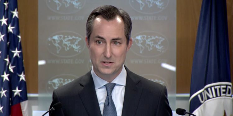 تمدید معافیت تحریمی ایران از سوی آمریکا