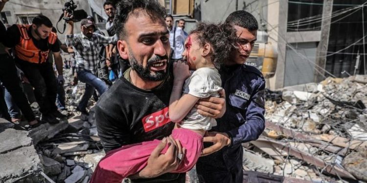 آنروا: 13750 کودک در تجاوزات رژیم صهیونیستی به غزه کشتە شدە اند