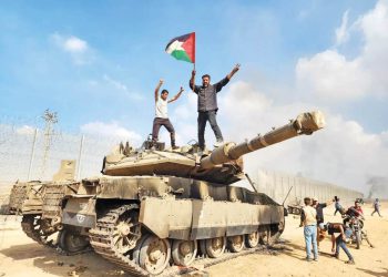 نیویورک تایمز: اسرائیل در حال افتادن در ورطه سقوط است و در جنگ غزه پیروز نخواهد شد