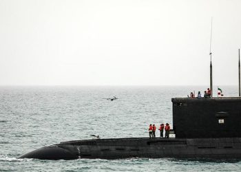 ۴۲ دستاورد نظامی نیروی دریایی ارتش ایران رونمایی شد