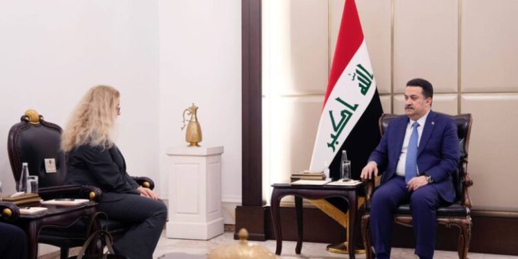 نخست وزیر عراق خواستار افزایش مشارکت بانک جهانی در پروژههای این کشور شد