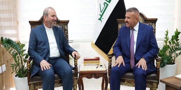 سفیر ایران و وزیر کشور عراق درباره برگزاری مراسم اربعین گفت وگو کردند