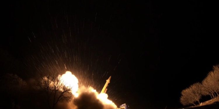 اطلاعیه سپاه؛ دهها فروند پهپاد و موشک به سمت سرزمینهای اشغالی شلیک شد