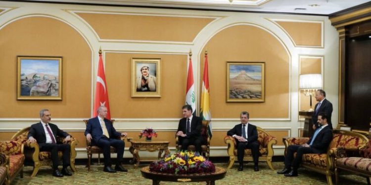 مذاکرات رئیس جمهور ترکیه و مقامات اقلیم کردستان درباره امنیت مرزها و مبارزه با تروریسم