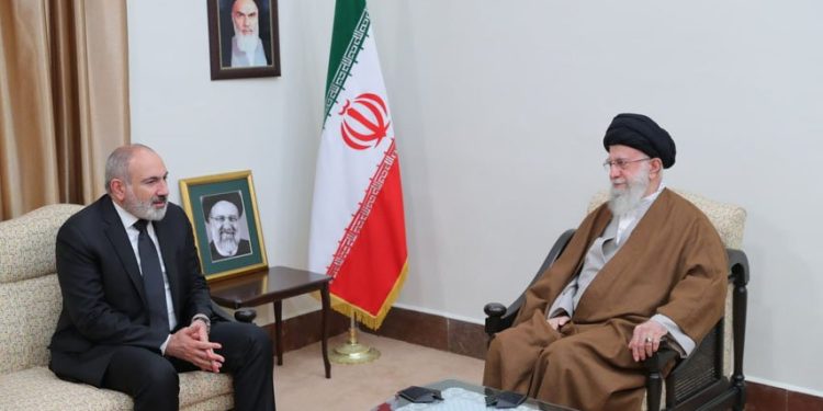 دیدار مقامات خارجی شرکت کننده در مراسم بزرگداشت شهادت رئیسی با رهبر انقلاب