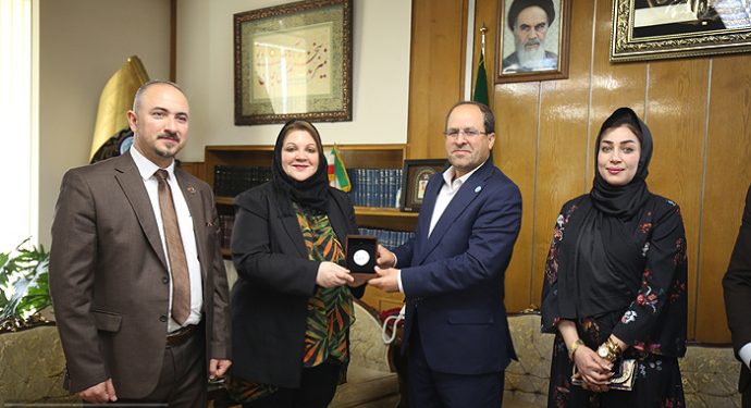 هدفگذاری اصلی دانشگاه تهران راهاندازی شعبه دانشگاه در نجف اشرف و گسترش شعب در دیگر شهرهای عراق