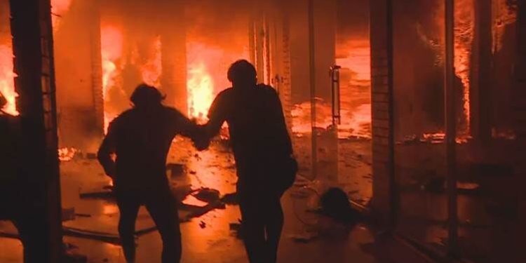 بازار «قیصری» اربیل در آتش سوخت