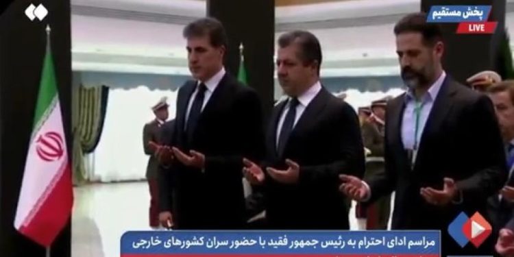 ادای احترام هیئت عالیرتبە اقلیم کردستان به پیکر رئیسجمهور شهید ایران و همراهانش