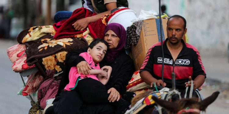 رویترز: آمریکا از زمان شروع جنگ هزاران بمب ۲۰۰۰ پوندی به اسرائیل ارسال کرده است