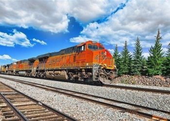 راه‌آهن سنندج به مرز باشماق متصل شود