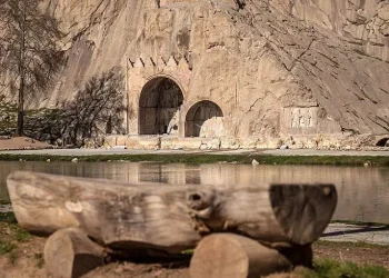 سند توسعه گردشگری کرمانشاه تدوین می‌شود