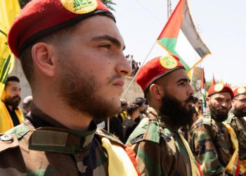 آسوشیتدپرس: «نیروهای طرفدار ایران آماده حمایت از حزب الله در جنگ با اسرائیل هستند»