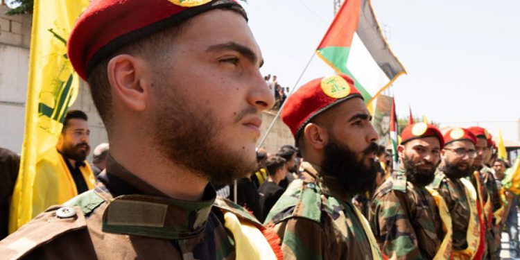 آسوشیتدپرس: «نیروهای طرفدار ایران آماده حمایت از حزب الله در جنگ با اسرائیل هستند»