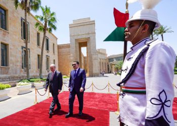 تاکید نخست وزیر عراق بر حمایت همه جانبه از فلسطین